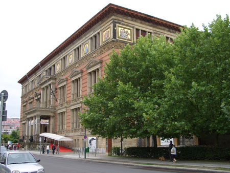 Martin-Gropius-Haus 1